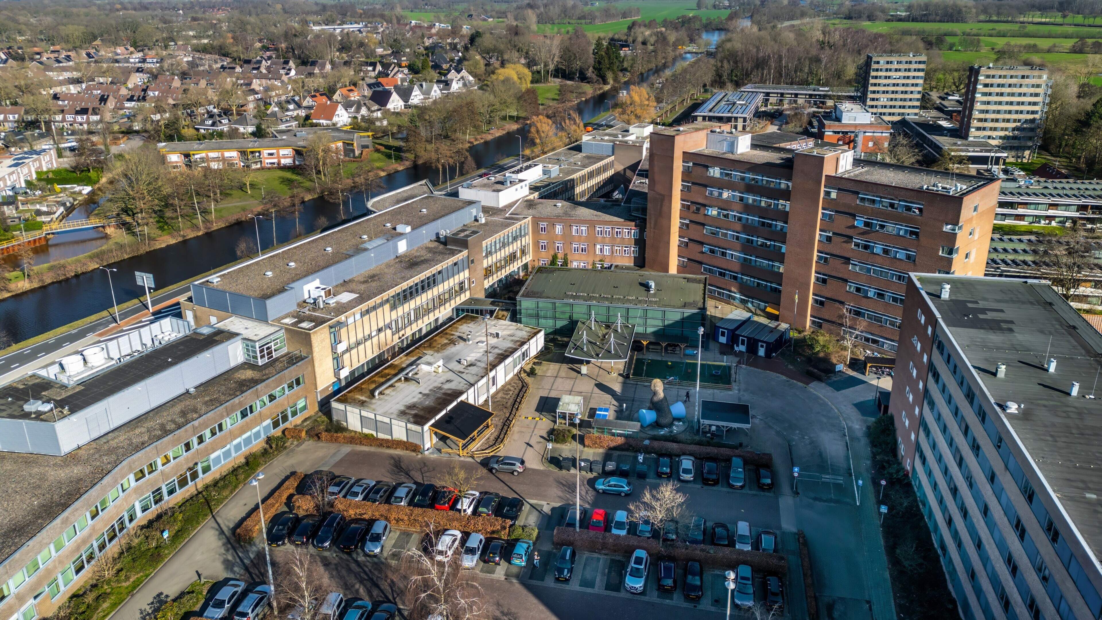 Samuel blaast mensa in voormalig ziekenhuis Meppel nieuw leven in. Heropening met een nieuwe naam