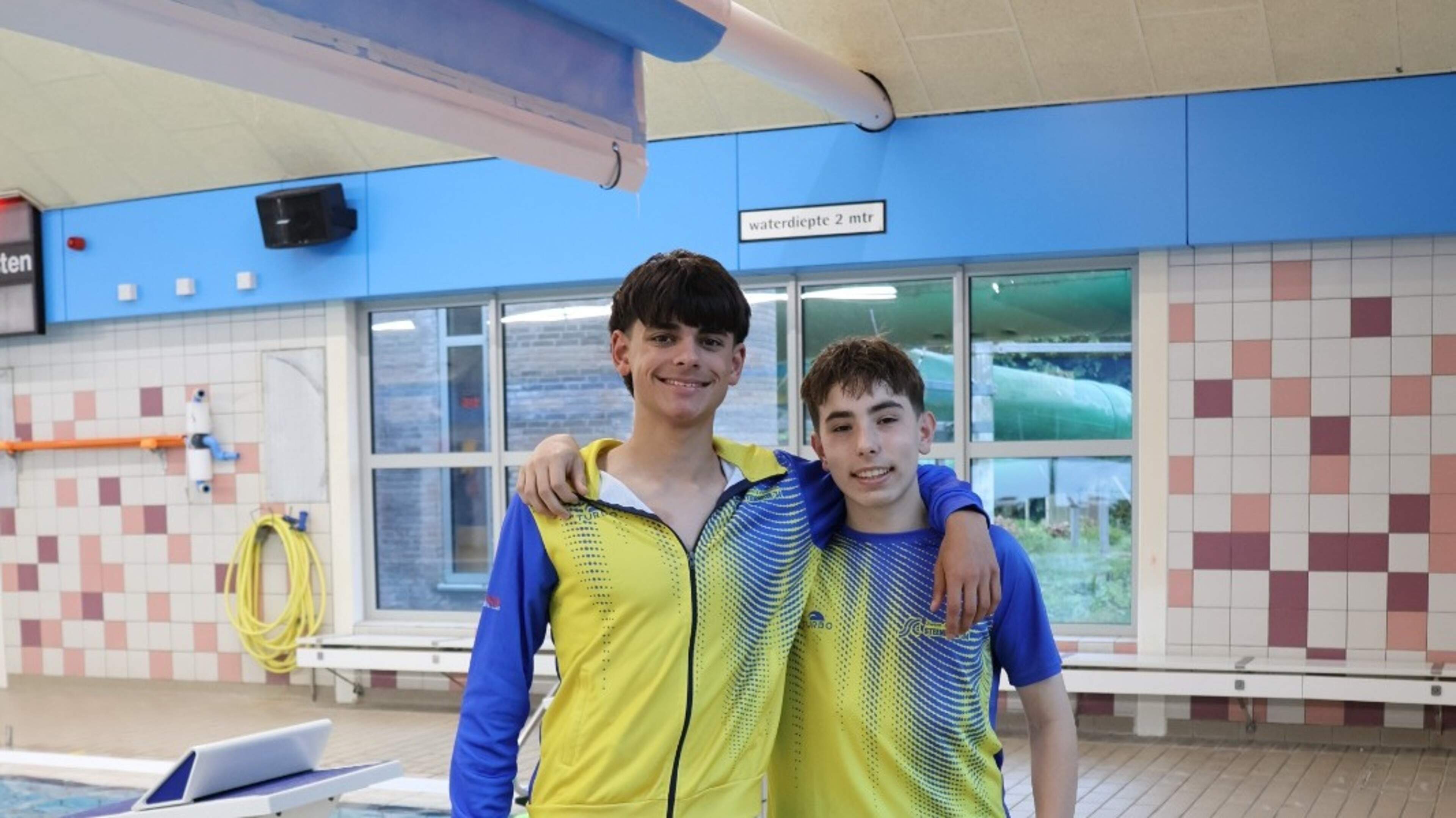 Zwemmer Sven Casper Hageman uit Marknesse pakt titel op NJK in Drachten