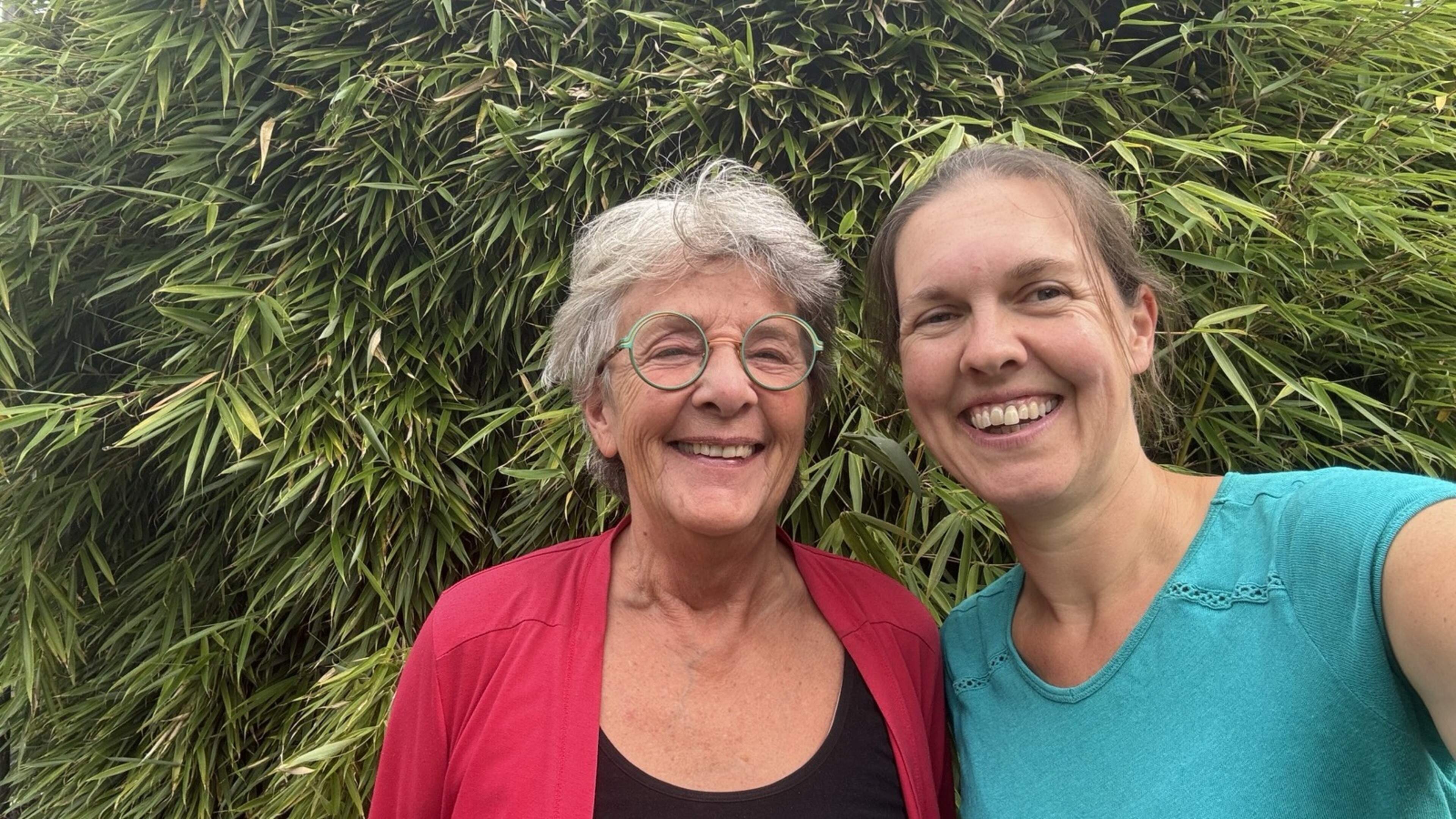 Loopbaancoach Diny stopt na 26 jaar, Eveline neemt werkzaamheden over
