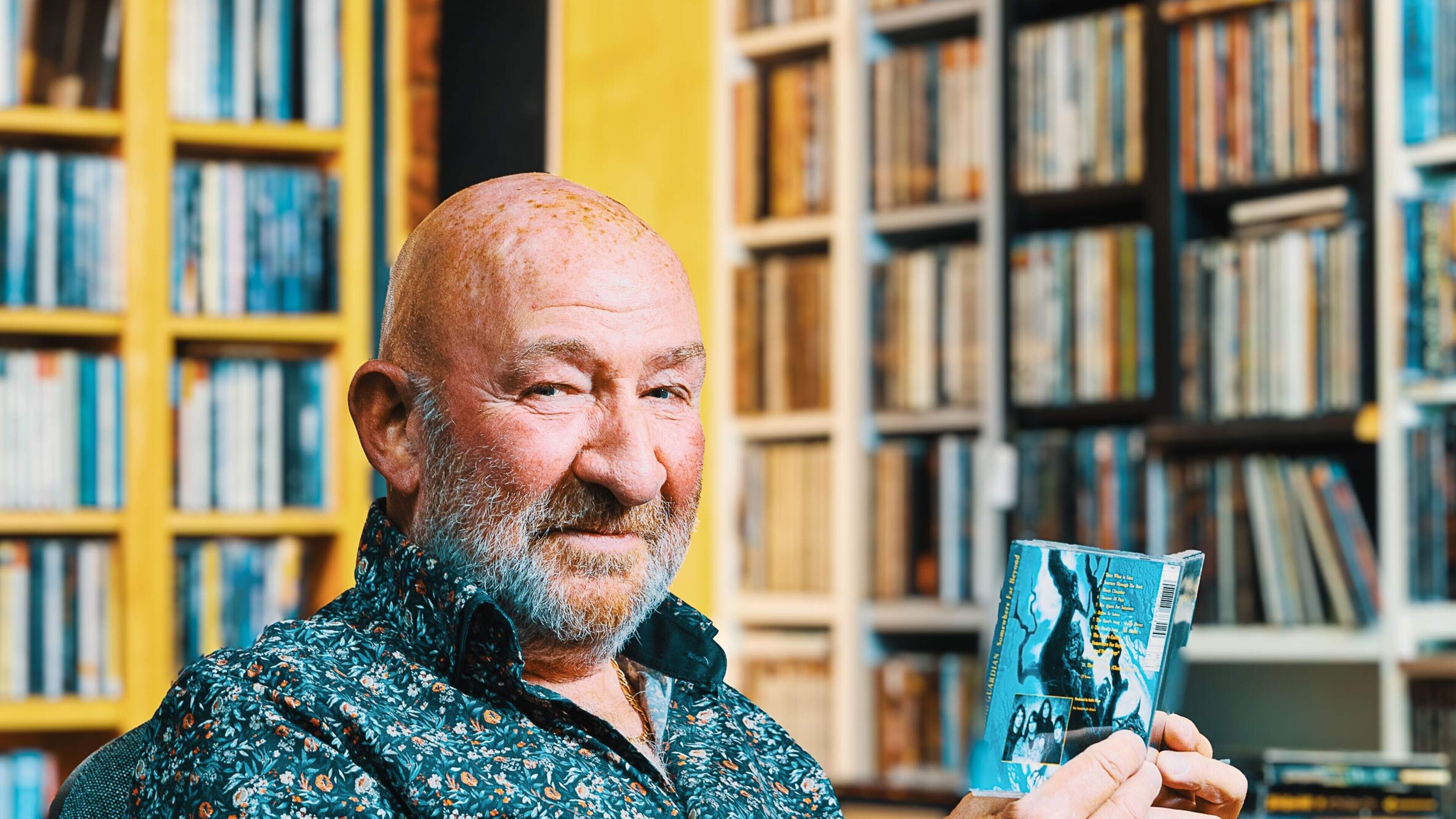 ‘Ik wil alles hebben van een band’. Henk Oldenkamp uit Pesse bouwt gestaag verder aan zijn cd-collec